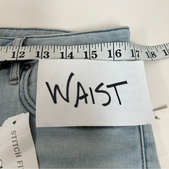 VIGOSS Marley Mid Rise Short Light Wash Stitch Fix Cut Off Jean Shorts S… - Picture 12 of 12